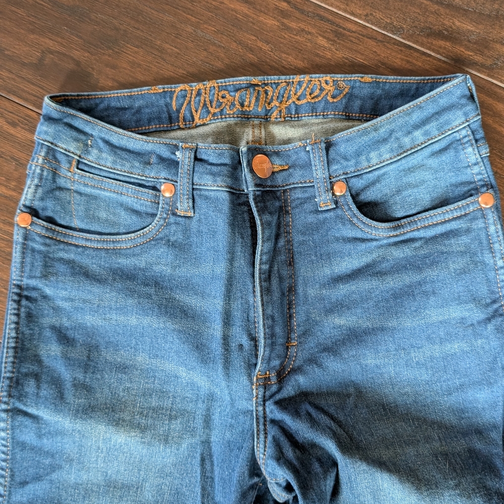 Wrangler Blue Denim Jeans with Tan Stitching